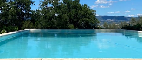 Alberca al aire libre