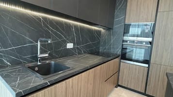 Business Apartment | In-room dining