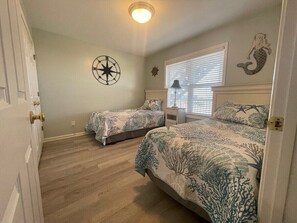 2 bedrooms, desk, iron/ironing board, free WiFi