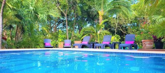 Spacious Private Villa with Pool Backing to Golf Course Beach Only Minutes Away