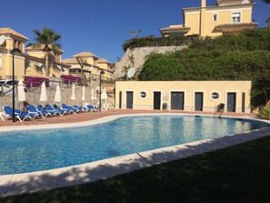 Ulkouima-allas, lämmitetty uima-allas