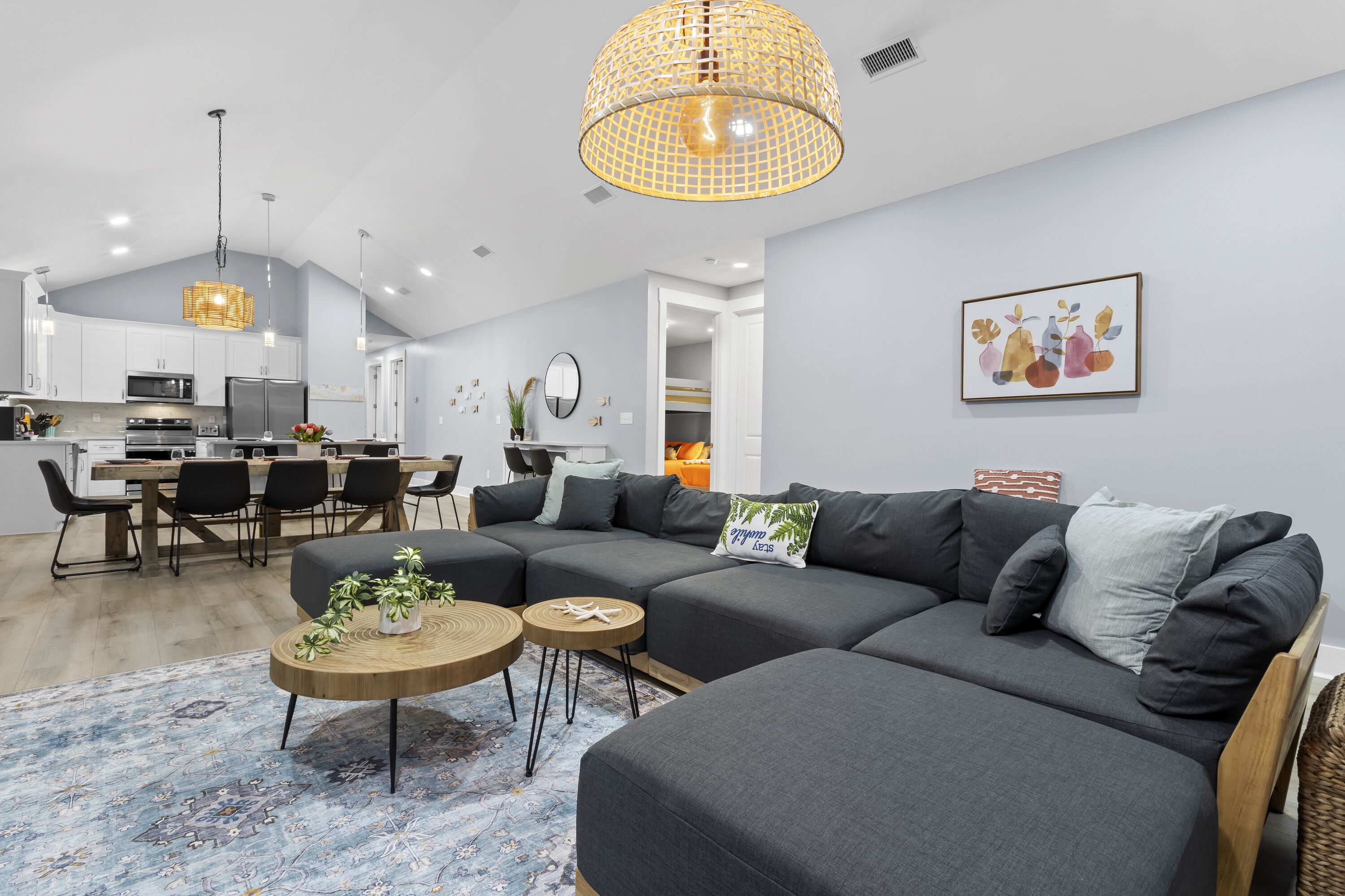 Beach Oasis 5-bedroom Single-Level Family Home within walking distance to beach