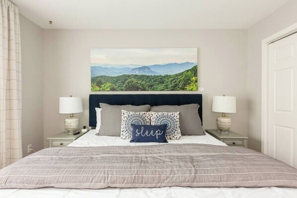 3 bedrooms, iron/ironing board, travel cot, WiFi