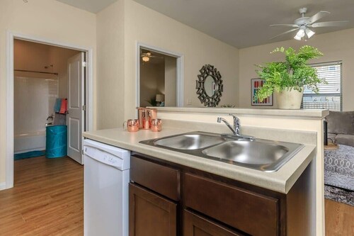 Beautiful 2Bd 2Ba Apartment at Midtown Weslaco