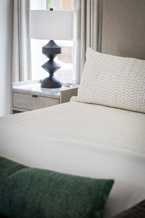 4 bedrooms, iron/ironing board, travel cot, WiFi