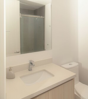 Bathroom - Master Suite STD (Heredia)