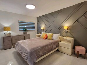 4 Schlafzimmer, Bügeleisen/Bügelbrett, WLAN, Bettwäsche