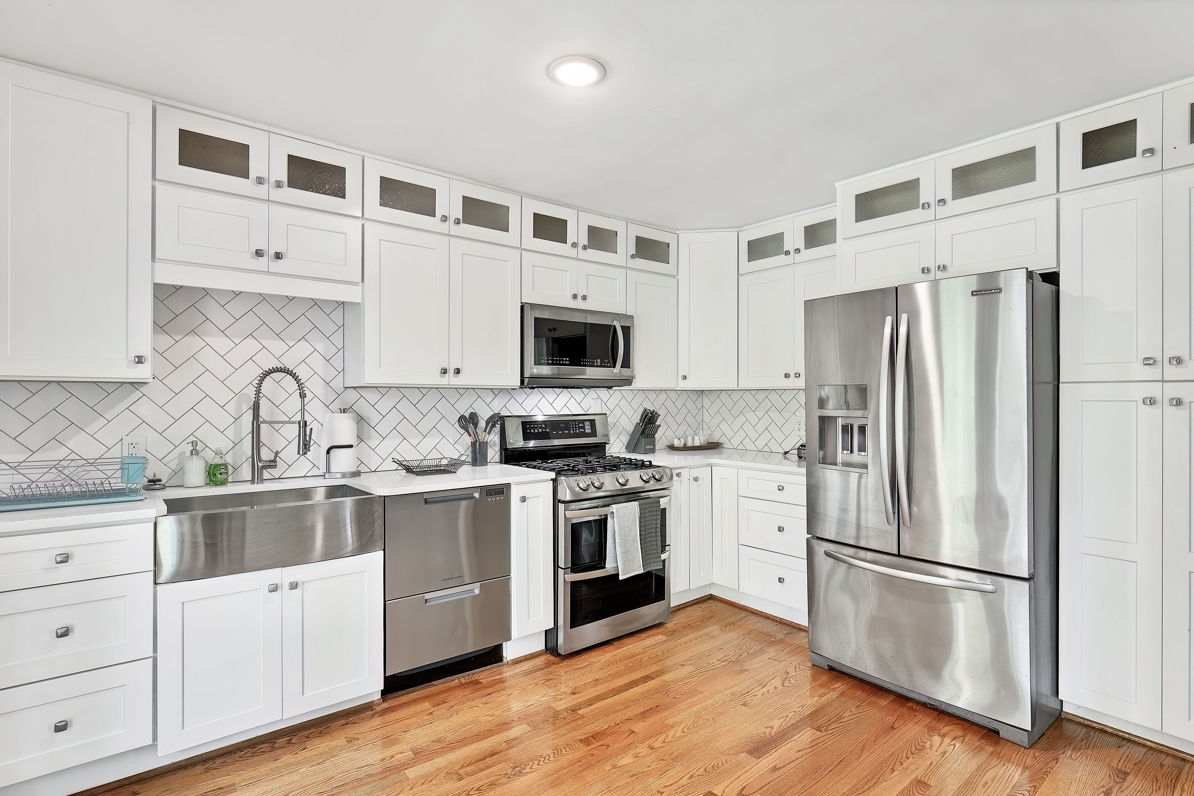 Private Fayetteville Getaway Minutes to Downtown!