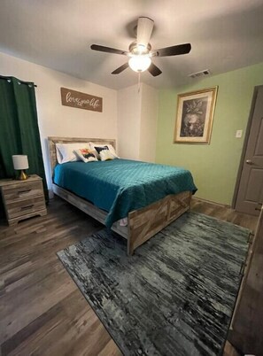 3 chambres, Wi-Fi gratuit, draps fournis