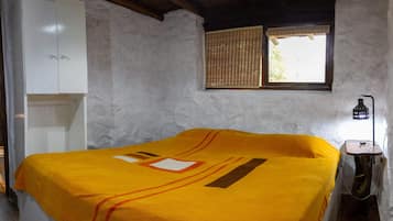 1 habitación, wifi y ropa de cama