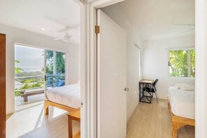 2 habitaciones, escritorio, tabla de planchar con plancha y wifi gratis 
