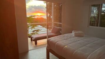 2 sovrum, skrivbord, strykjärn/strykbräda och gratis wi-fi