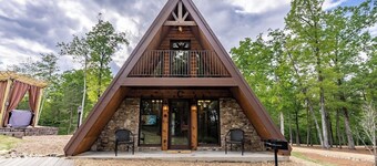 Cabin C Eagles Rest sleeps 6