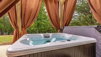 Bañera de hidromasaje exterior