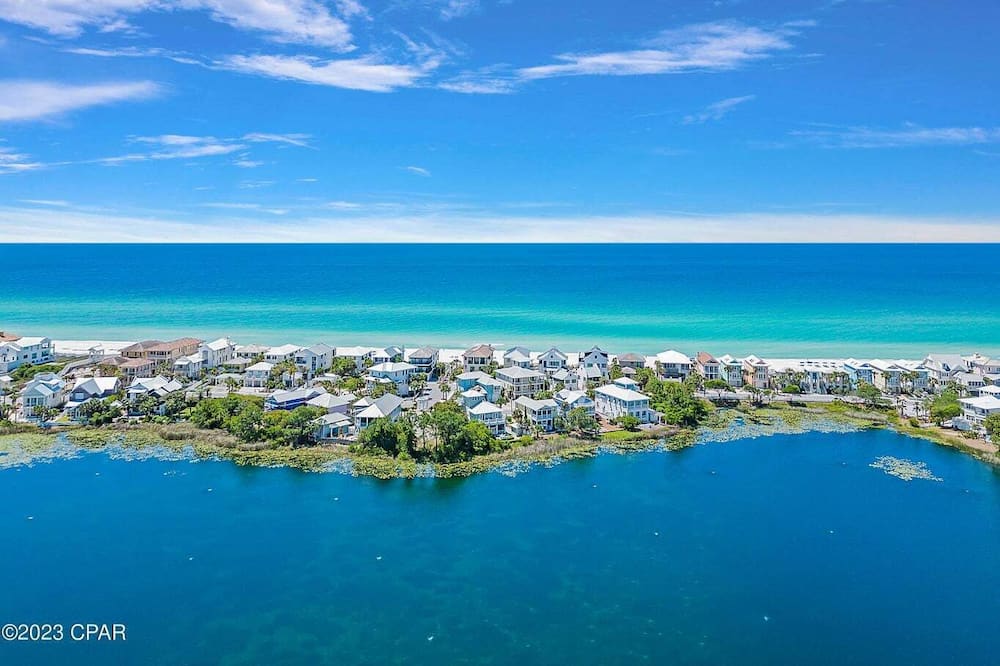 Beautiful Lake & Gulf Views, Private Beach, by 30A!