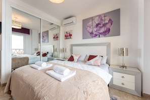 2 slaapkamers, een strijkplank/strijkijzer, gratis wifi, beddengoed