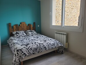 2 dormitorios, cuna de viaje, wifi y ropa de cama