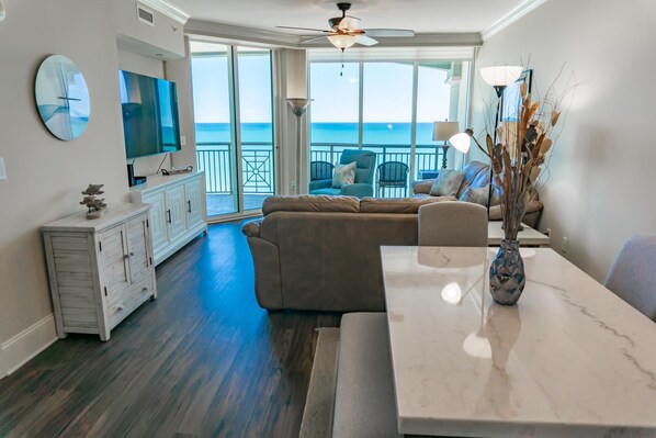 TV, DVD player, books - MVG 1512 Oceanfront, Penthouse (North Myrtle Beach)