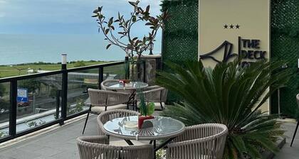 The Deck Otel