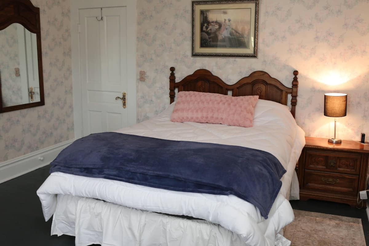 Traditionele kamer, 1 queensize bed | 1 slaapkamer, individueel gedecoreerd, individueel gemeubileerd