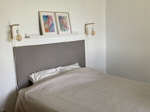 4 Schlafzimmer, Bügeleisen/Bügelbrett, kostenloses WLAN, Bettwäsche