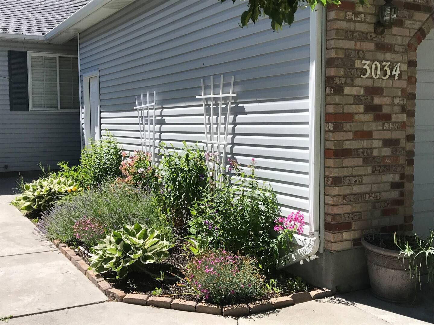 Beautiful modern home!