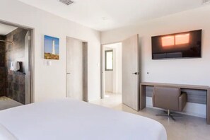 5 chambres, coffre-fort, fer et planche à repasser