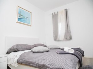 7 soverom, strykejern/-brett, wi-fi og sengetøy