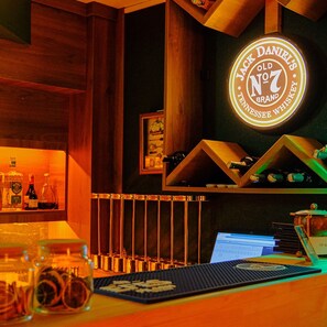 Bar (in der Unterkunft)