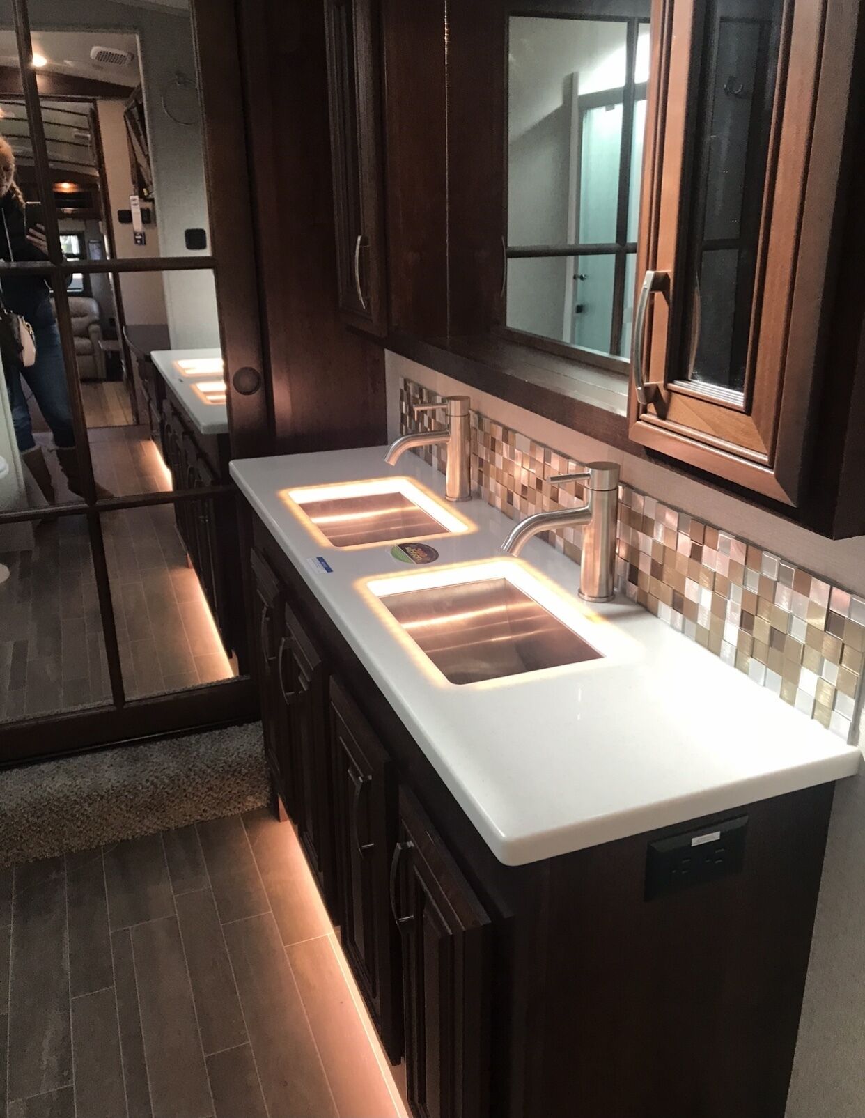 Glamping 5th Wheel Resort Style Living