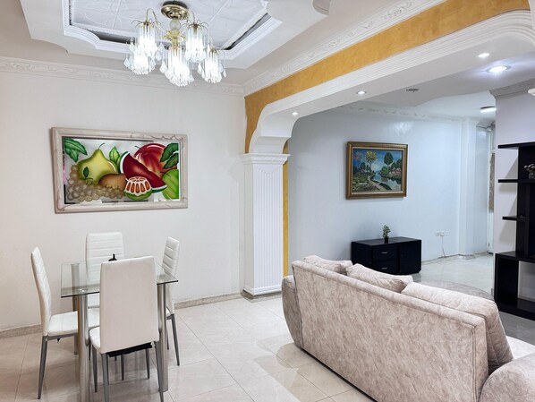 Basic Apartment | Living area | TV