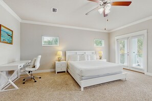 4 bedrooms, iron/ironing board, Internet, bed sheets