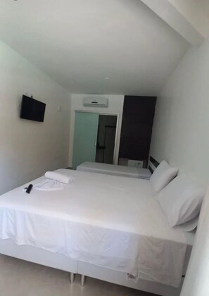 Select Comfort beds, blackout drapes, iron/ironing board, free WiFi - Hotel Porto Brasília (Porto Seguro)