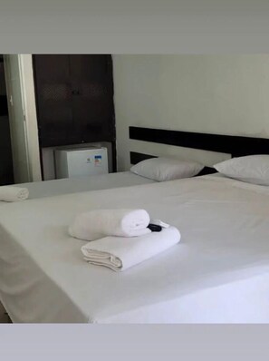 Select Comfort beds, blackout curtains, iron/ironing board, free WiFi - Hotel Porto Brasília (Porto Seguro)