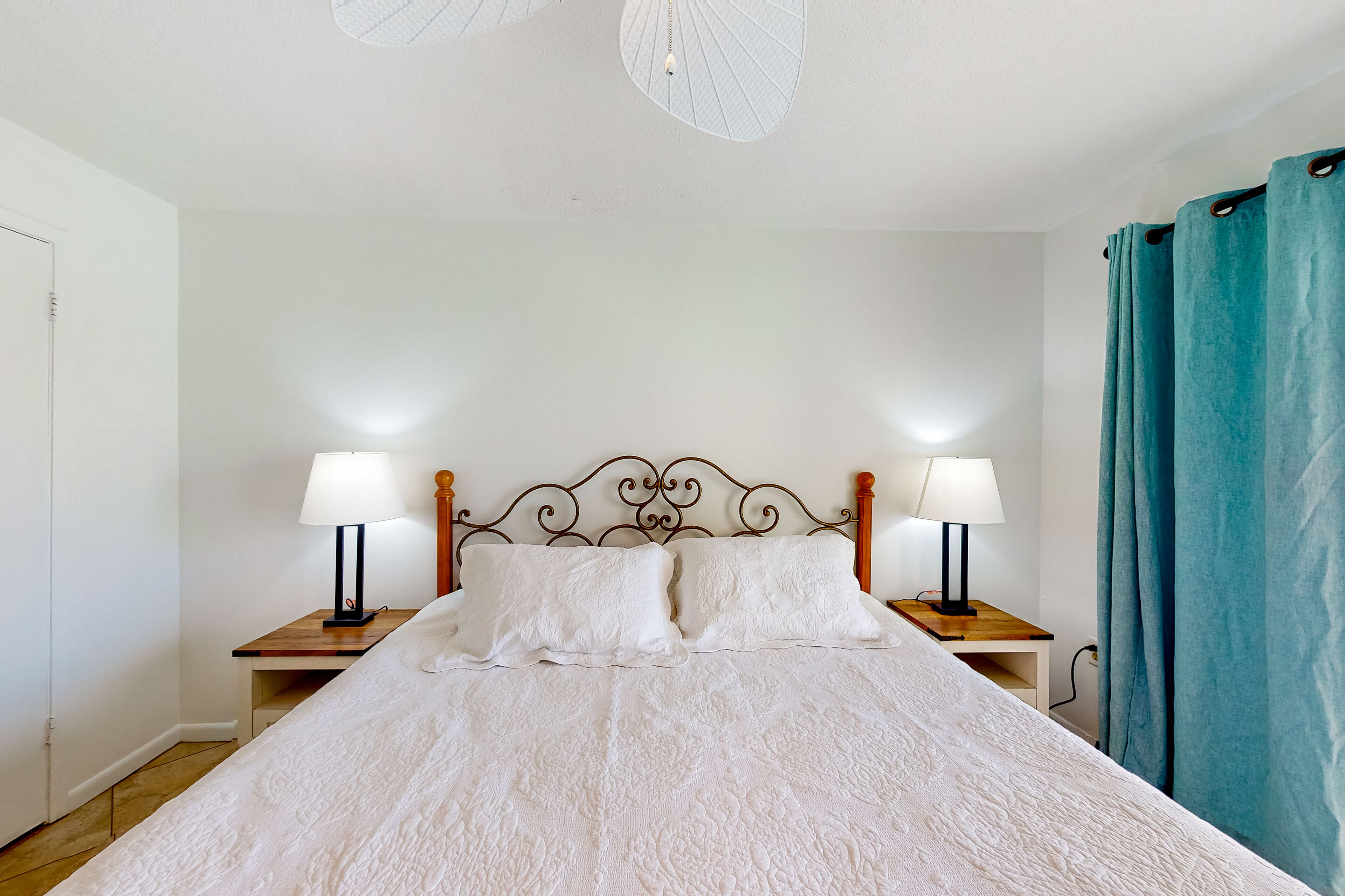 Coastal condo with pool & beach access - scenic balcony, central AC, and W/D