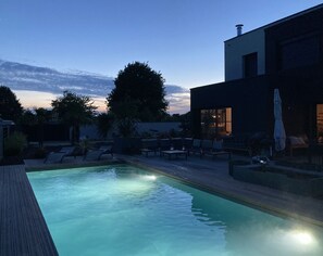 Piscine extérieure, piscine chauffée