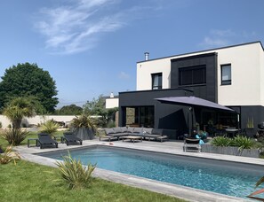 Piscine extérieure, piscine chauffée