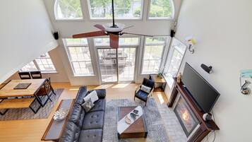 Smart TV, fireplace, table football