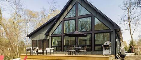 屋外ダイニングエリア