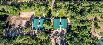 Fantastic dog-friendly cabin with hot tub, fireplace, patio, grill, central AC, & W/D