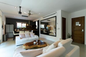 تلفزيون ذكي، ستيريو، طابعة