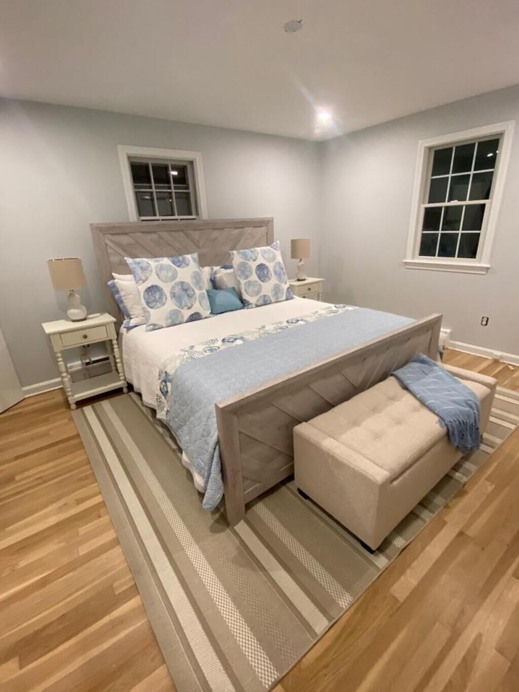 Beautiful Renovated 4 Bedrooms