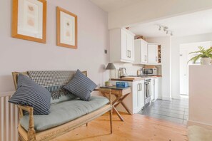 Interior - Furlong Place is a three bedroom, family-friendly, centrally located holiday home in Whitstable. (Whitstable)