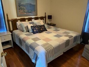 4 chambres, fer et planche à repasser, Wi-Fi, literie fournie