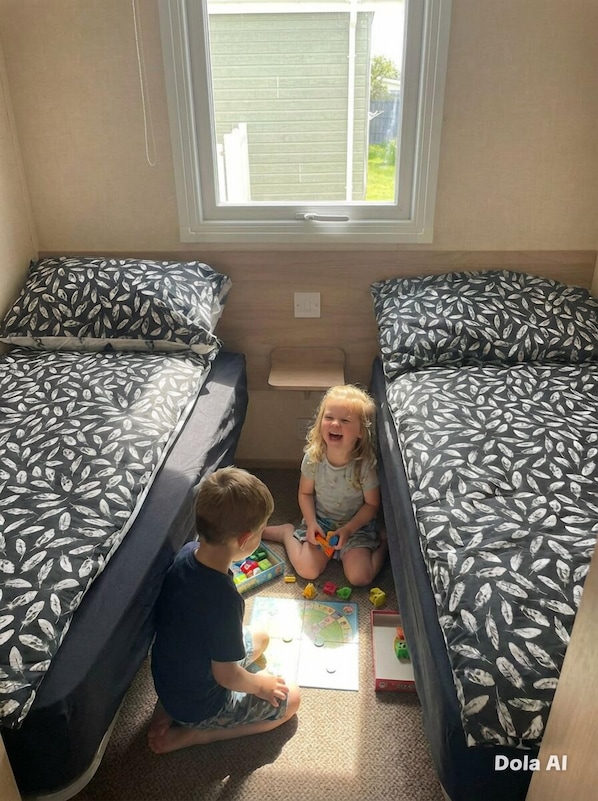 2 bedrooms, WiFi, bed sheets