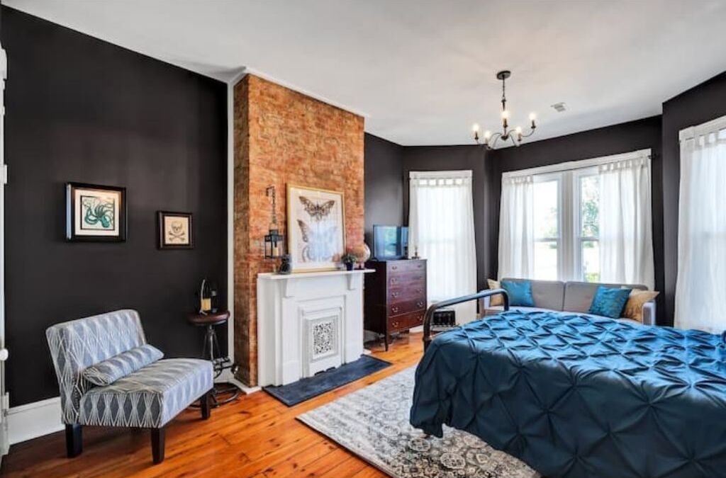 4 bedrooms, iron/ironing board, travel cot, free WiFi