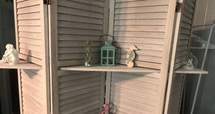 Sand Dollar Studio, Private Studio