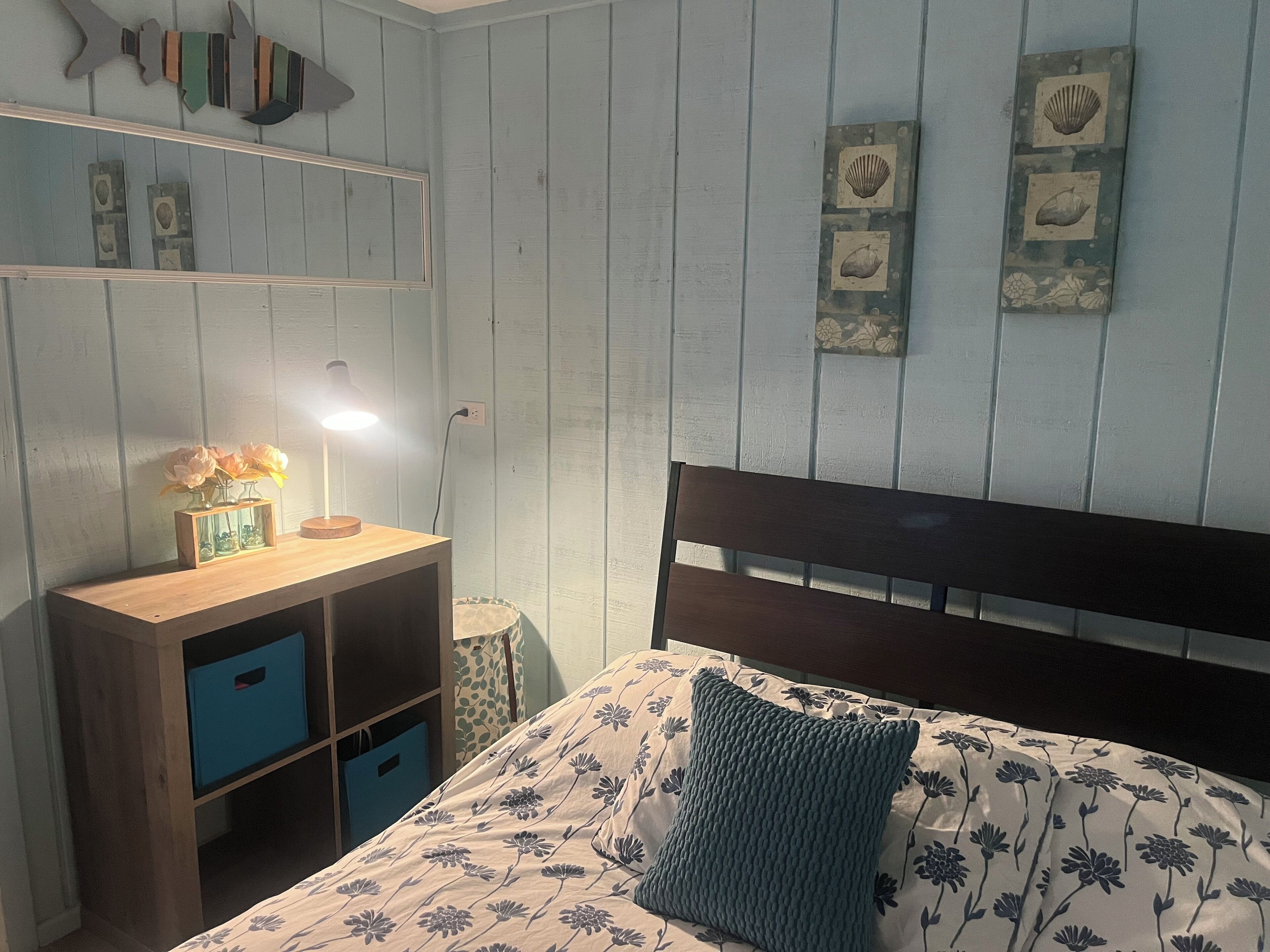 1 soverom, strykejern/-brett, wi-fi (inkludert) og sengetøy