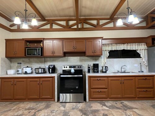 Villa Romantica con Piscina a 5 Minutos de Playa Blanca