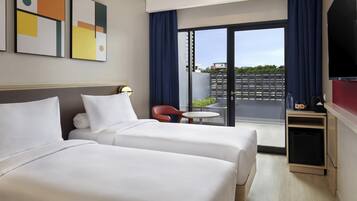 Standard Room, 2 Single Beds, Balcony | In-room safe, desk, laptop workspace, blackout curtains